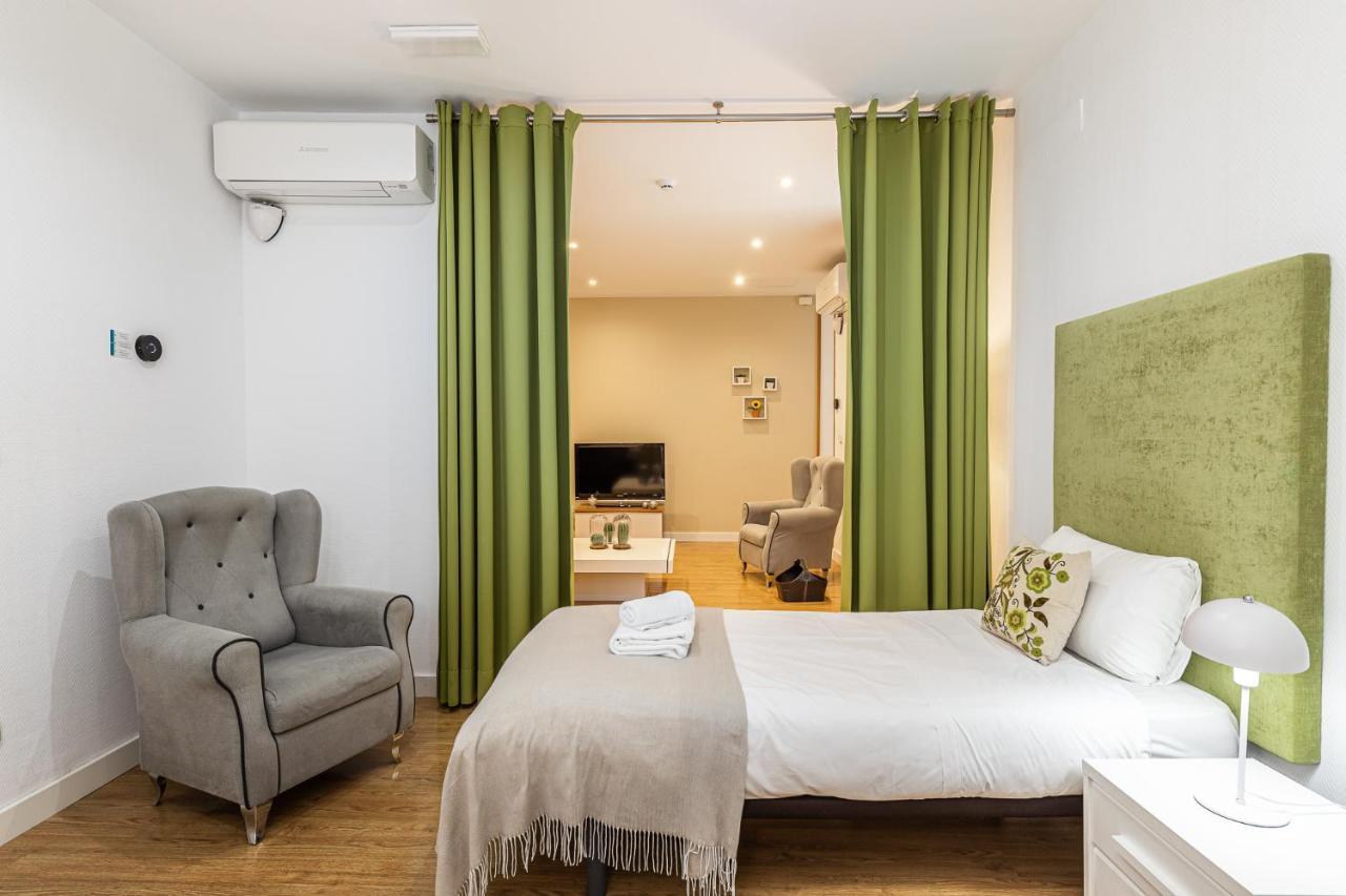 Waou Apartamentos En Sol Confort 5 马德里 外观 照片